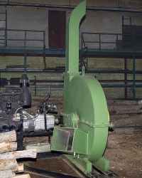 Щепорубительная машина РРМ-9 с дизельным двигателем